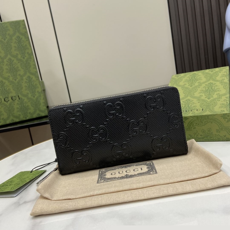 G*u*i wallets & purse